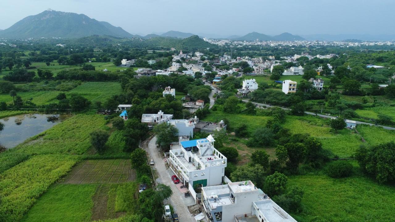 Emperor Palace A Heritage Villa Udaipur Exterior photo
